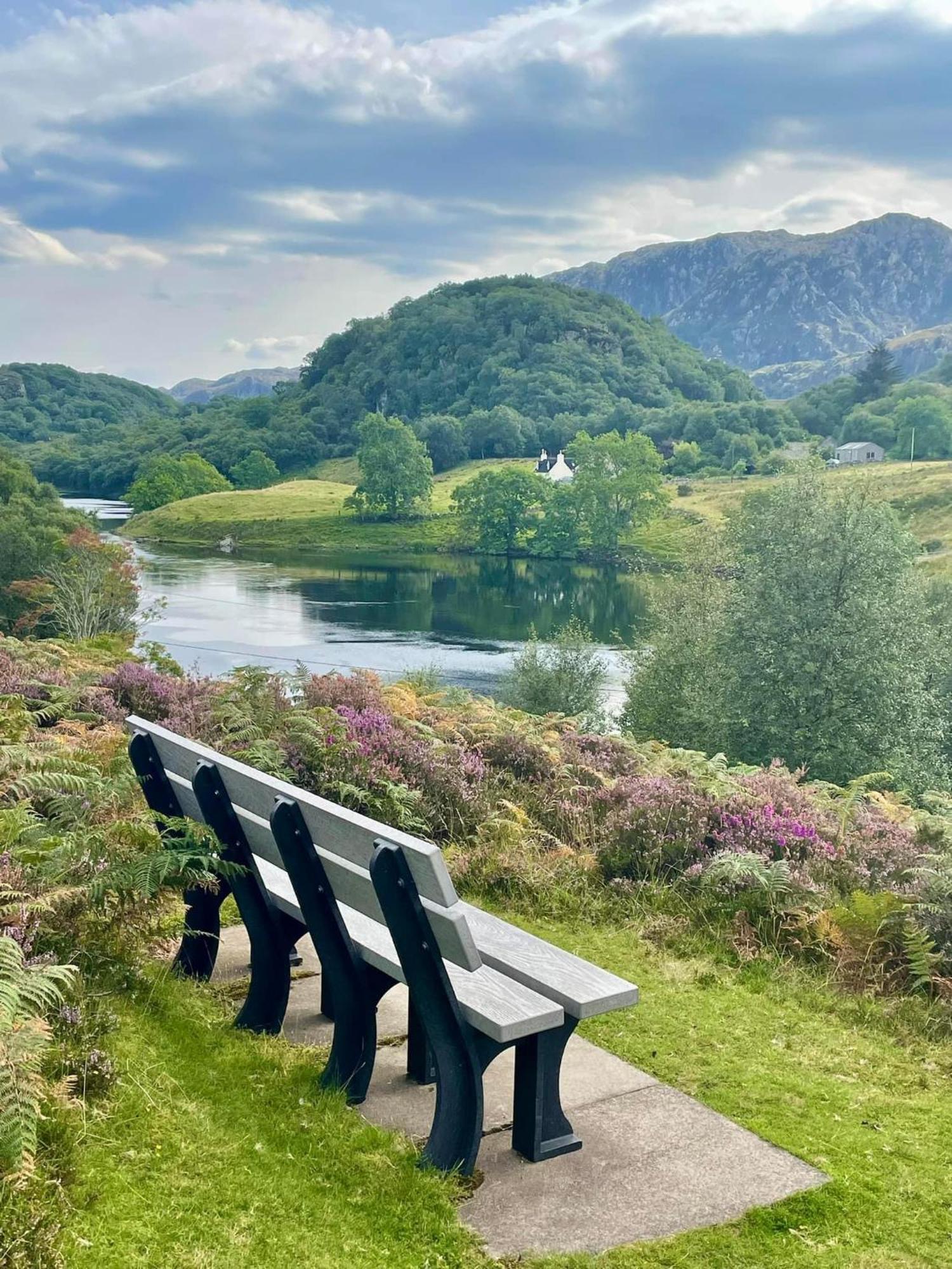 Hideaway Pod Near Loch Ness For A Tranquil Retreat Apartment Lewiston Ngoại thất bức ảnh